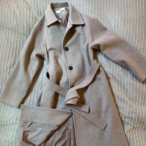 Trench coat